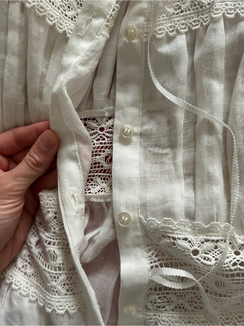Doen Ramie and Lace Dress - Picture 4 of 7